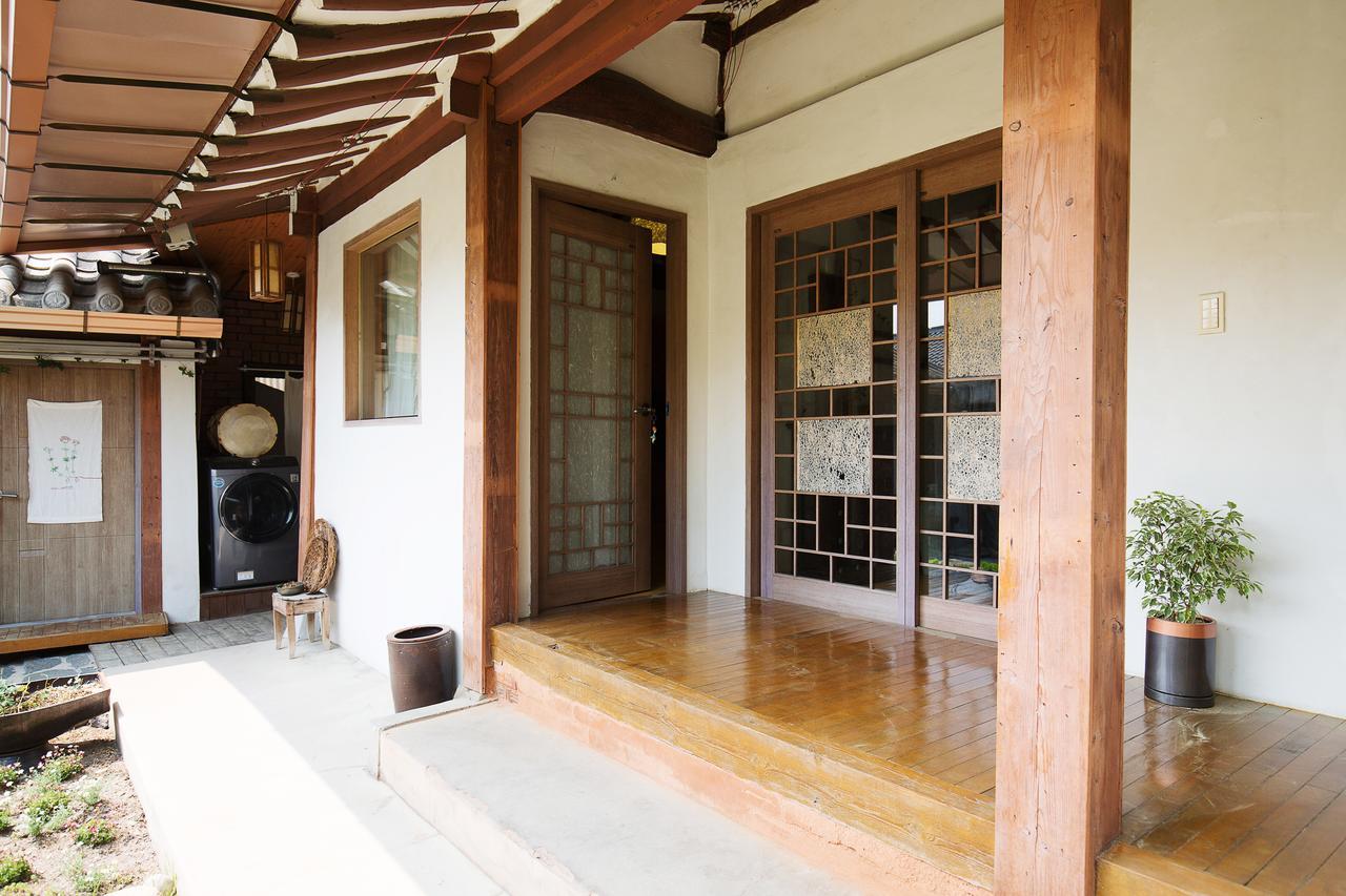 Sosohan Hanok Hotel Jeonju Exterior photo